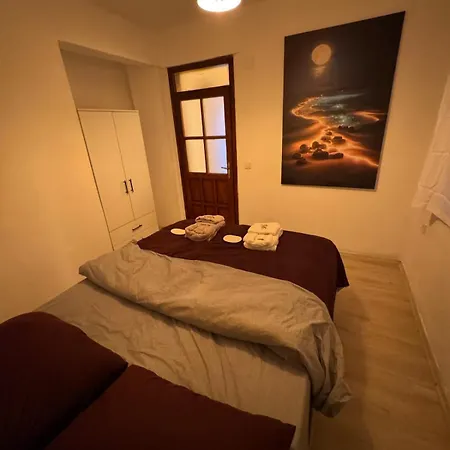 Apartment Vip For Four In The Center Of *