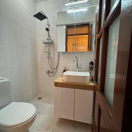 Vip For Four In The Center Of Apartment