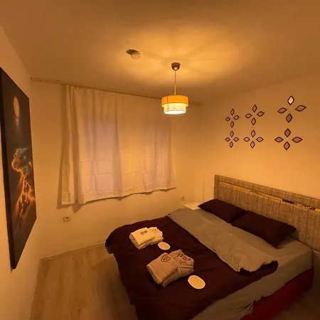 Vip For Four In The Center Of Apartment